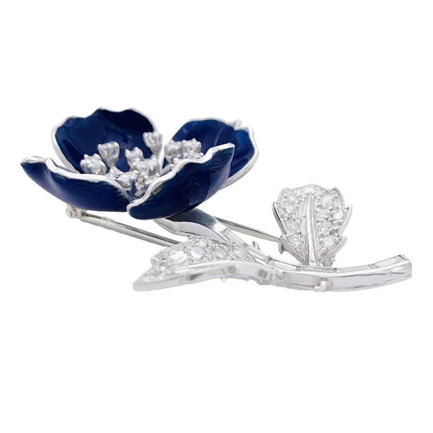 Broche Épingle BOUCHERON "Eglantine" en or blanc, platine, émail et diamants - Image 4