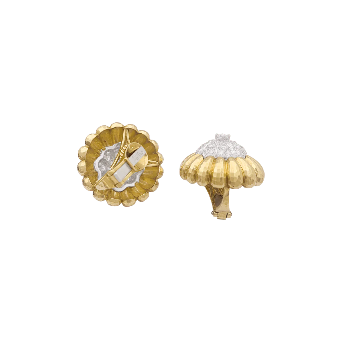 Boucles d'oreilles Clips DAVID WEBB en or jaune, platine et diamants - Image 6