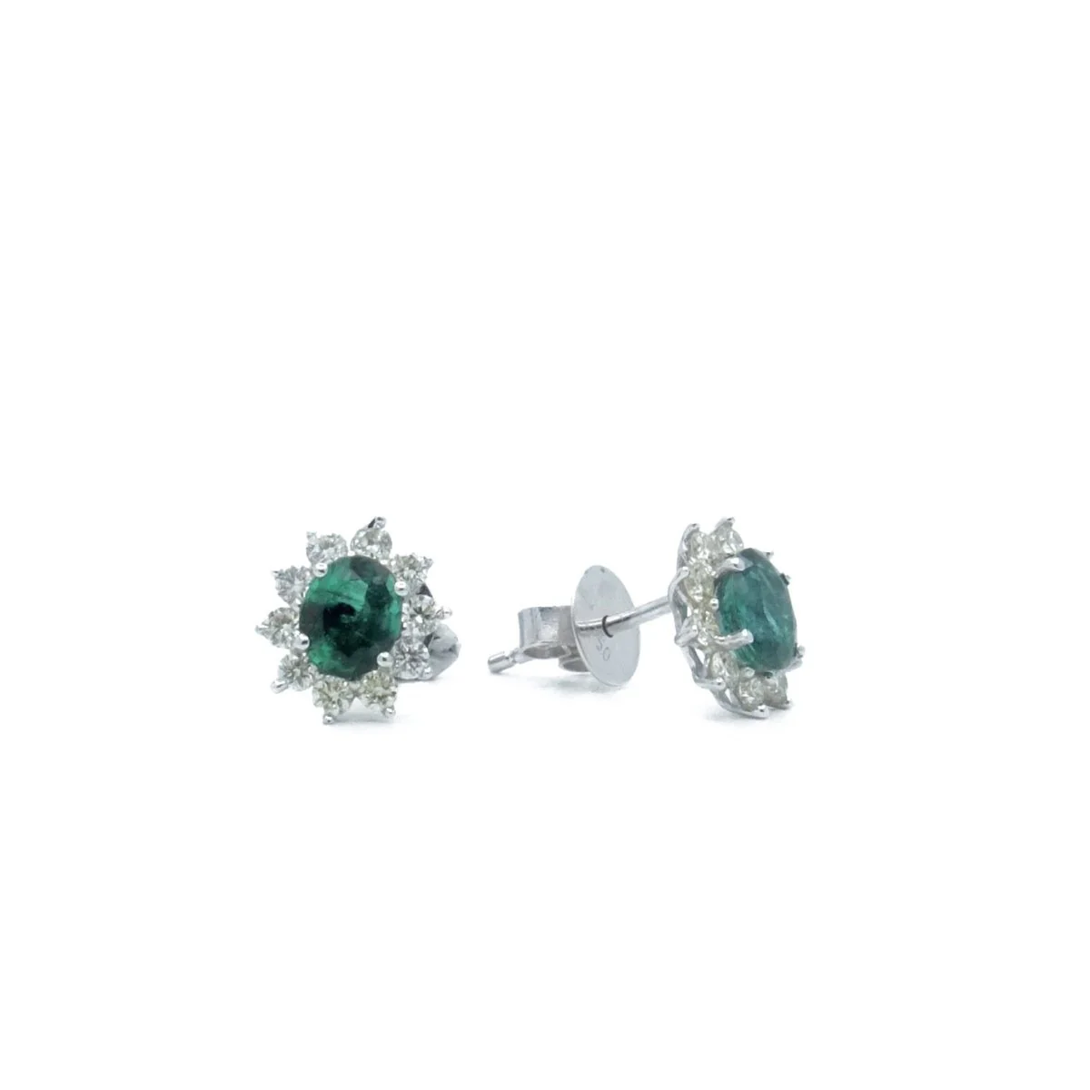 Boucles d'oreilles en or blanc, émeraude et diamants - Image 3