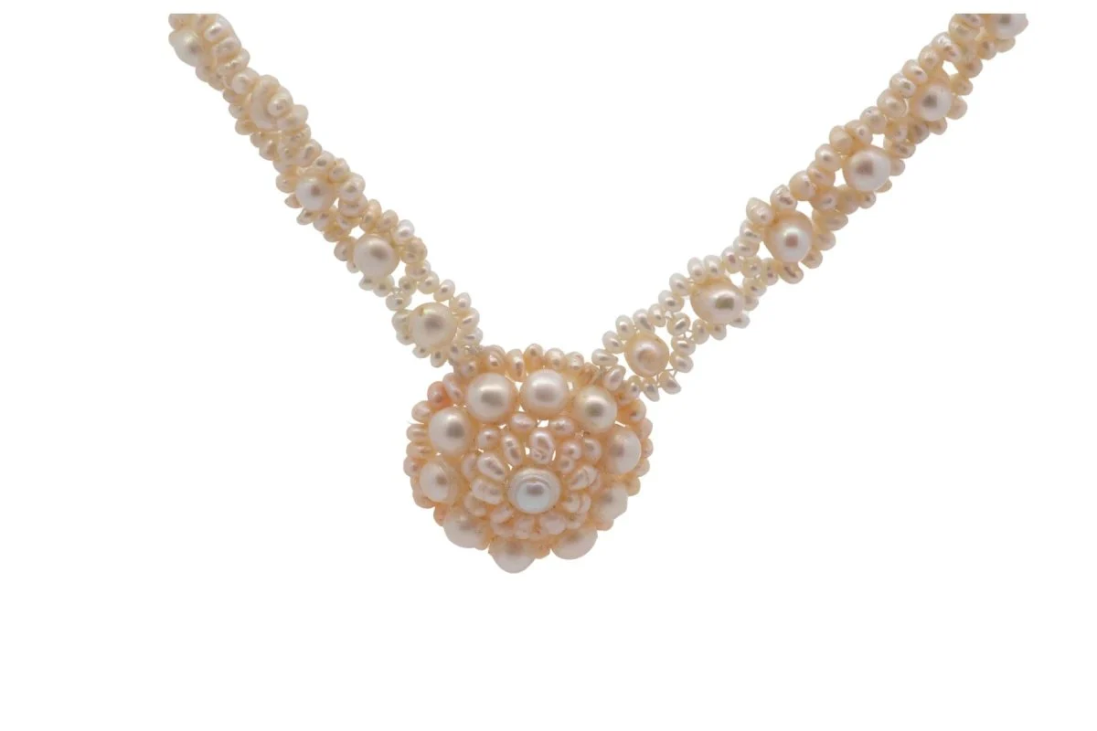 Collier en or et perles fines