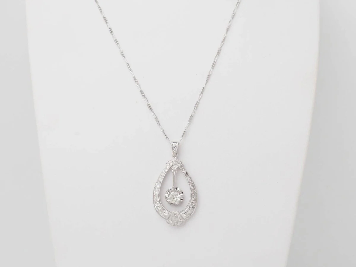 Collier Art déco en or blanc et diamants - Image 4