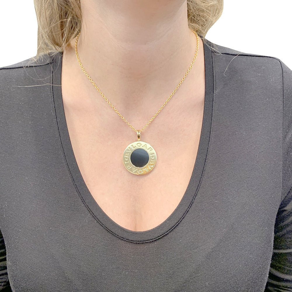 Collier BULGARI "Bulgari Bulgari" en or jaune, acier et onyx - Image 2
