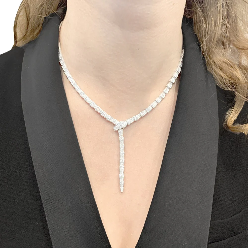 Collier BULGARI "Serpenti Viper" en or blanc et diamants - Image 2