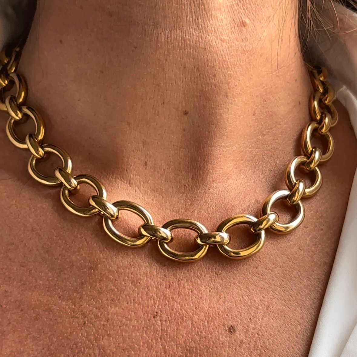 Collier CARTIER "Baignoire" en or jaune - Image 2