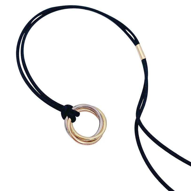 Collier Cartier, "Trinity", trois ors, diamants - Image 3