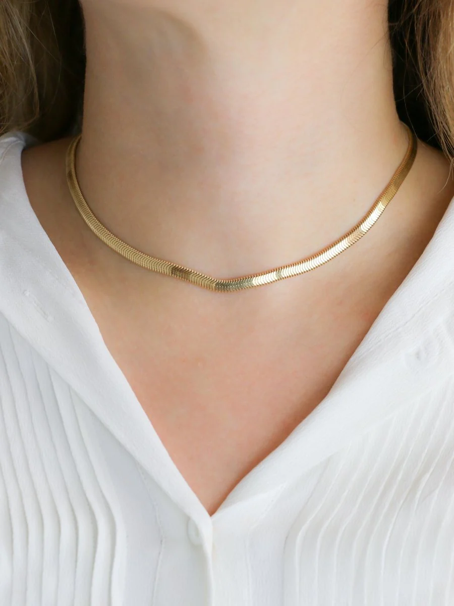 Collier chaine vintage or jaune maille plate - Image 12