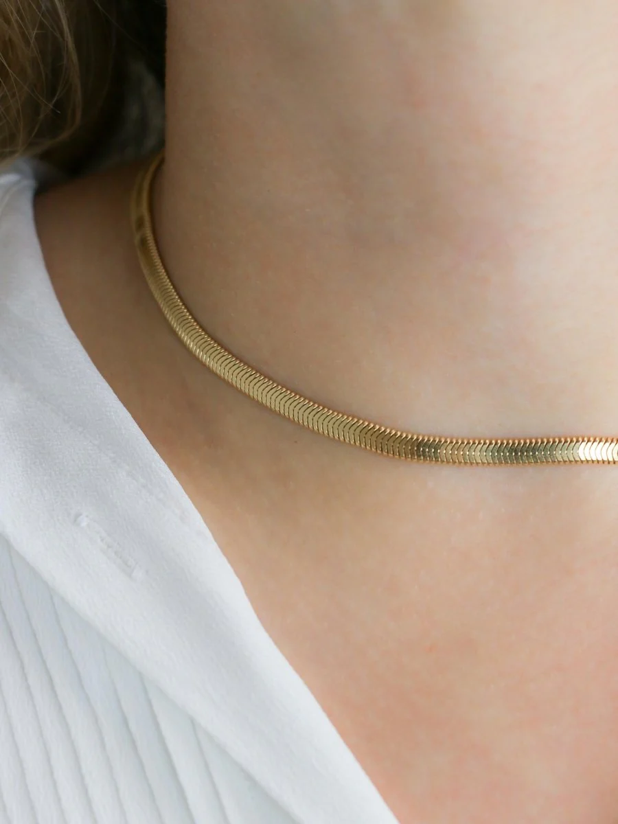 Collier chaine vintage or jaune maille plate - Image 13