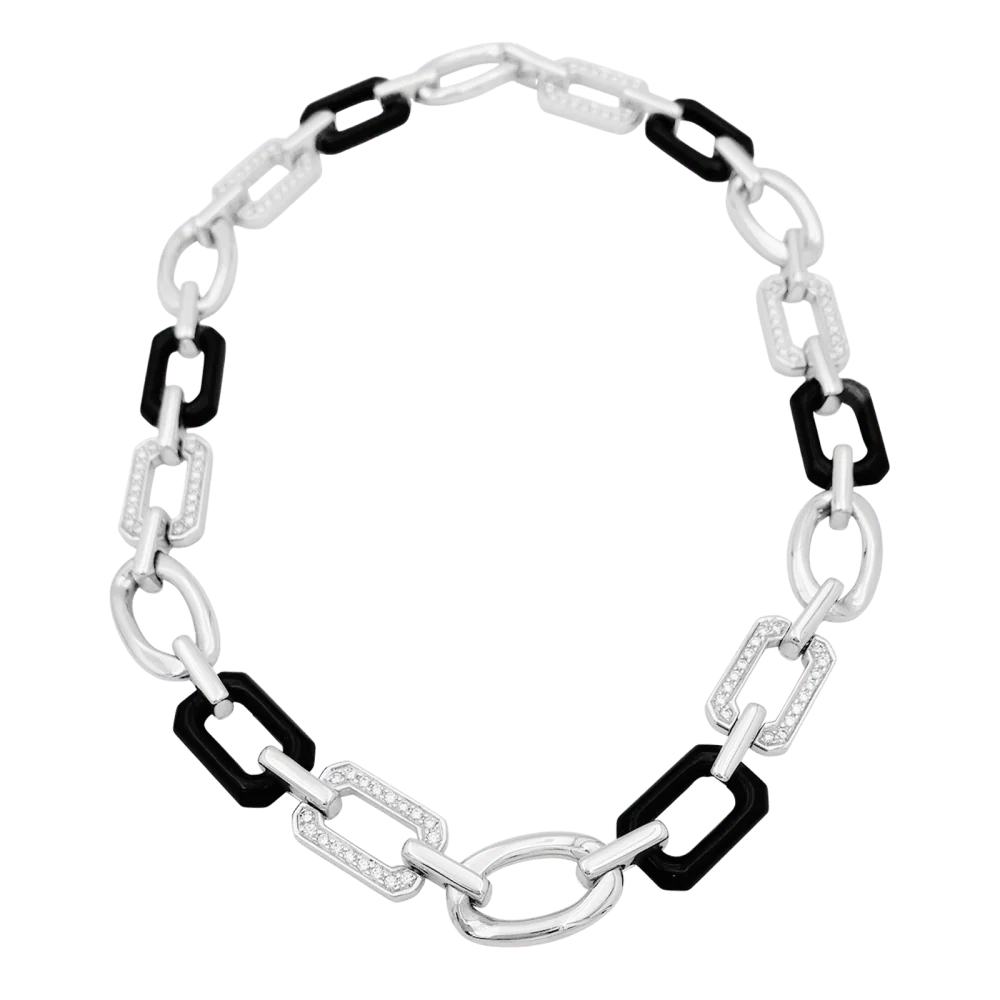 Collier CHANEL "Première" en or blanc, onyx et diamants - Image 3