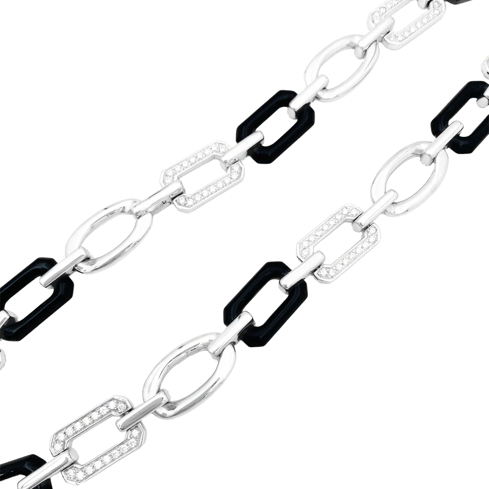 Collier CHANEL "Première" en or blanc, onyx et diamants - Image 4