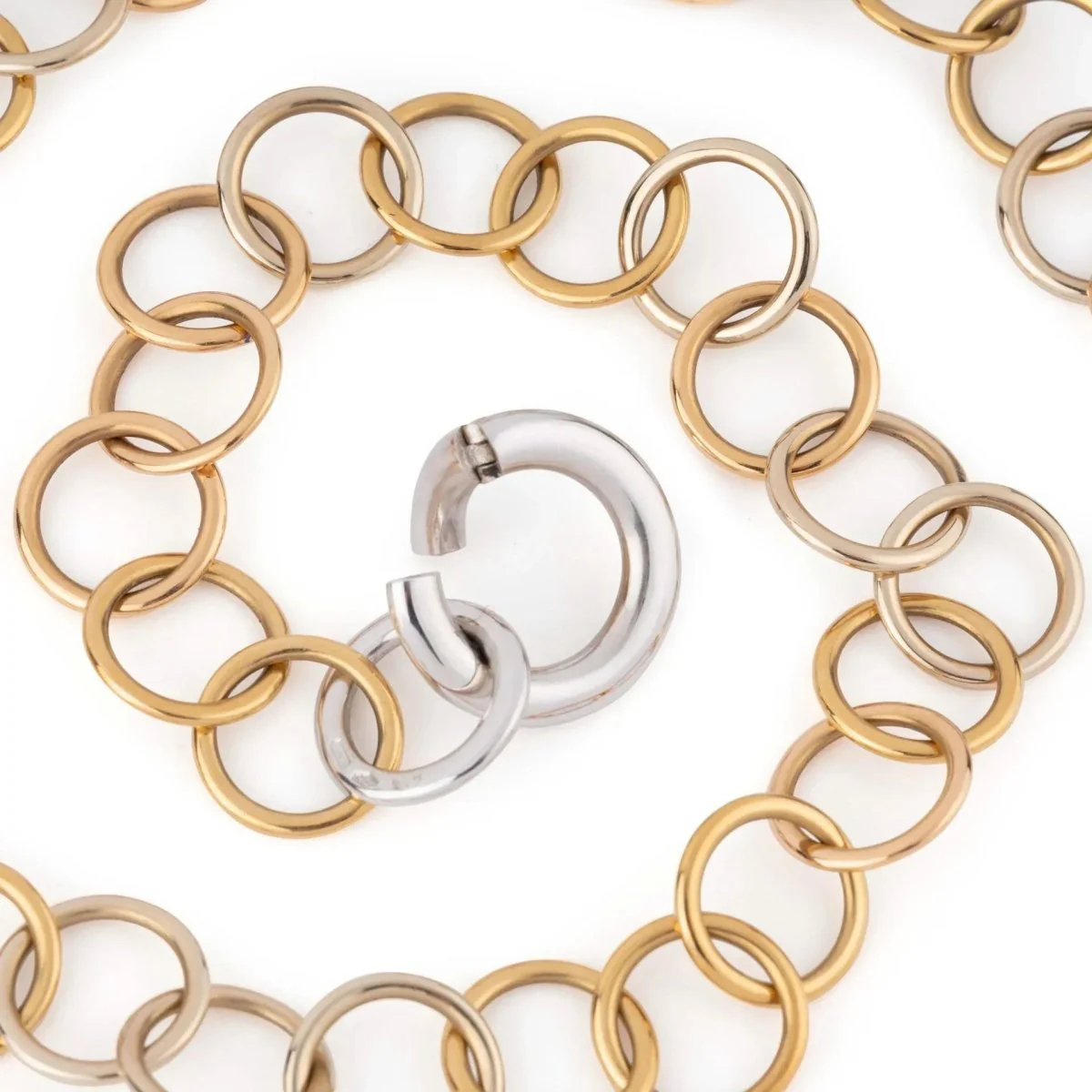 Collier de la Maison Pomellato modèle Lucciole en or jaune et gris. - Image 3
