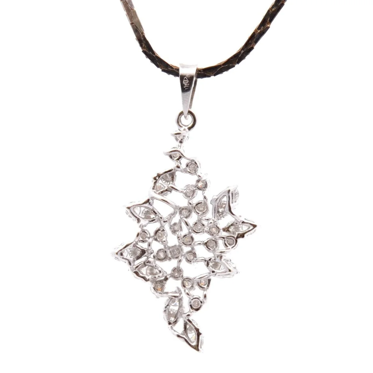 Collier Pendentif en or blanc et diamants - Image 2