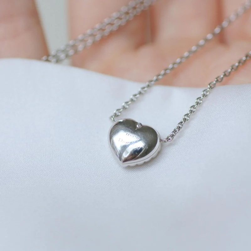 Collier Pendentif DIOR "Happy Birth" en or blanc et diamants - Image 7