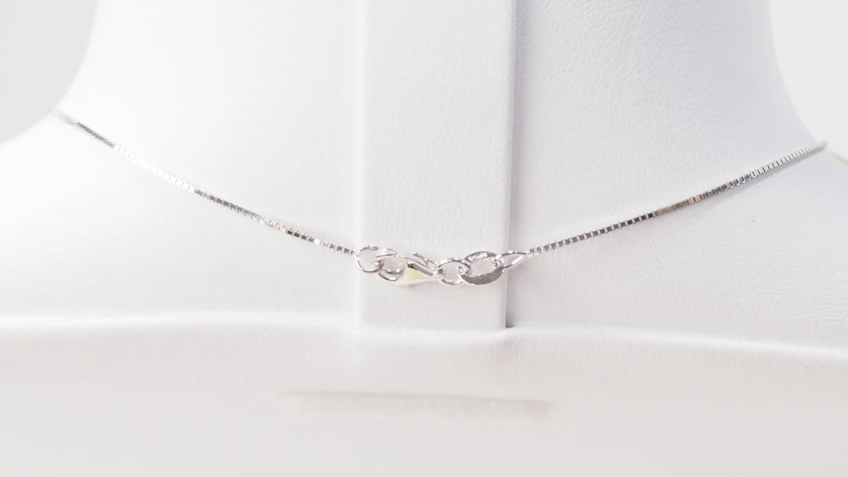 Collier en or blanc et diamants - Image 6