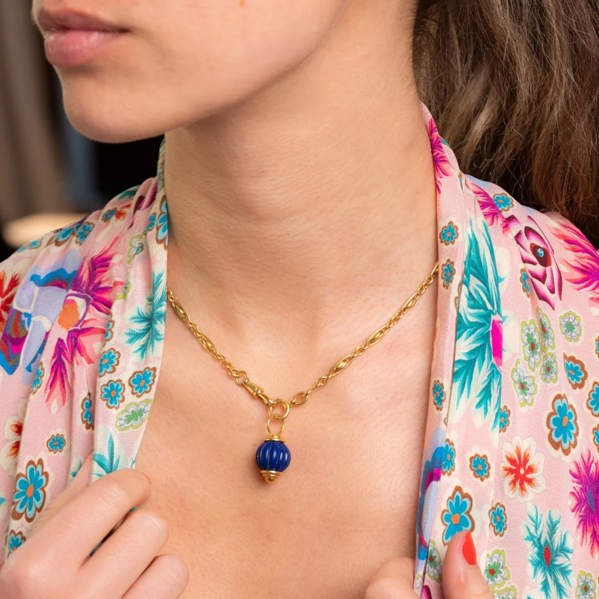 Collier Pendentif en or jaune et lapis-lazuli - Image 6