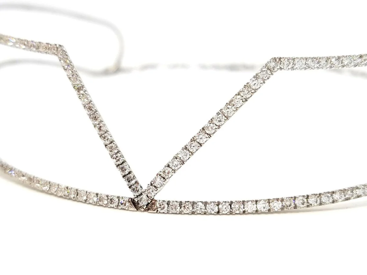 Collier Ras de cou graphique en or blanc et diamants - Image 10