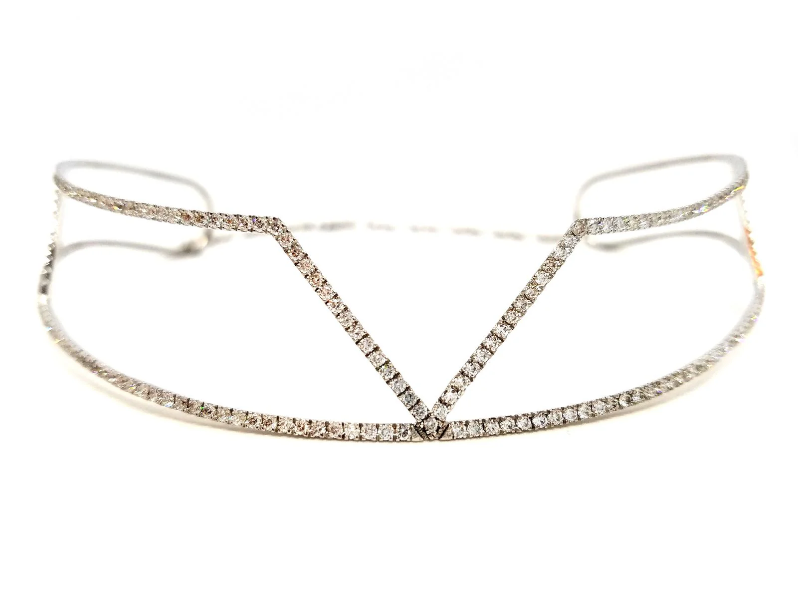 Collier Ras de cou graphique en or blanc et diamants - Image 17