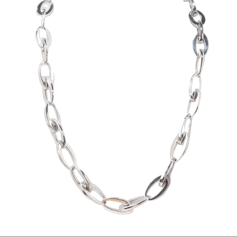 Collier maille ovale en or blanc
