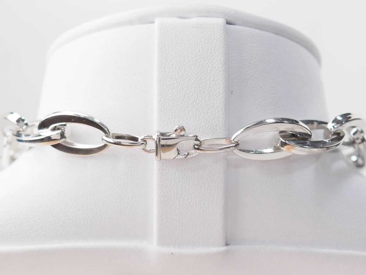 Collier maille ovale en or blanc - Image 8