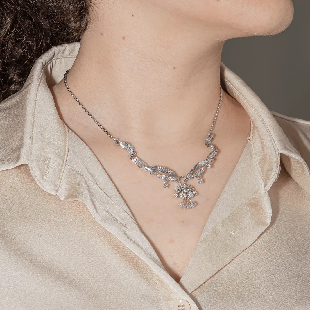 Collier Chaîne en or blanc et diamants - Image 2