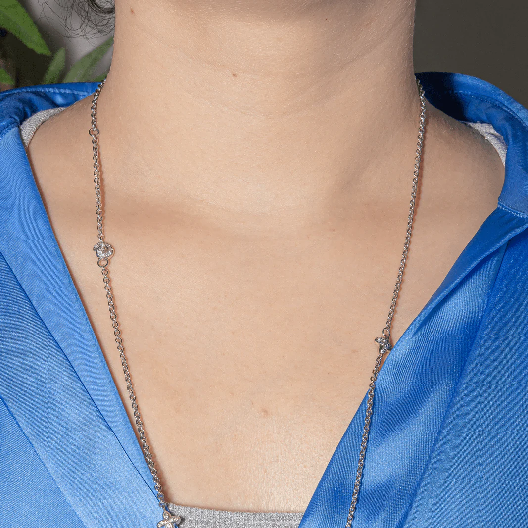 Collier Chaîne en or blanc et diamants - Image 2