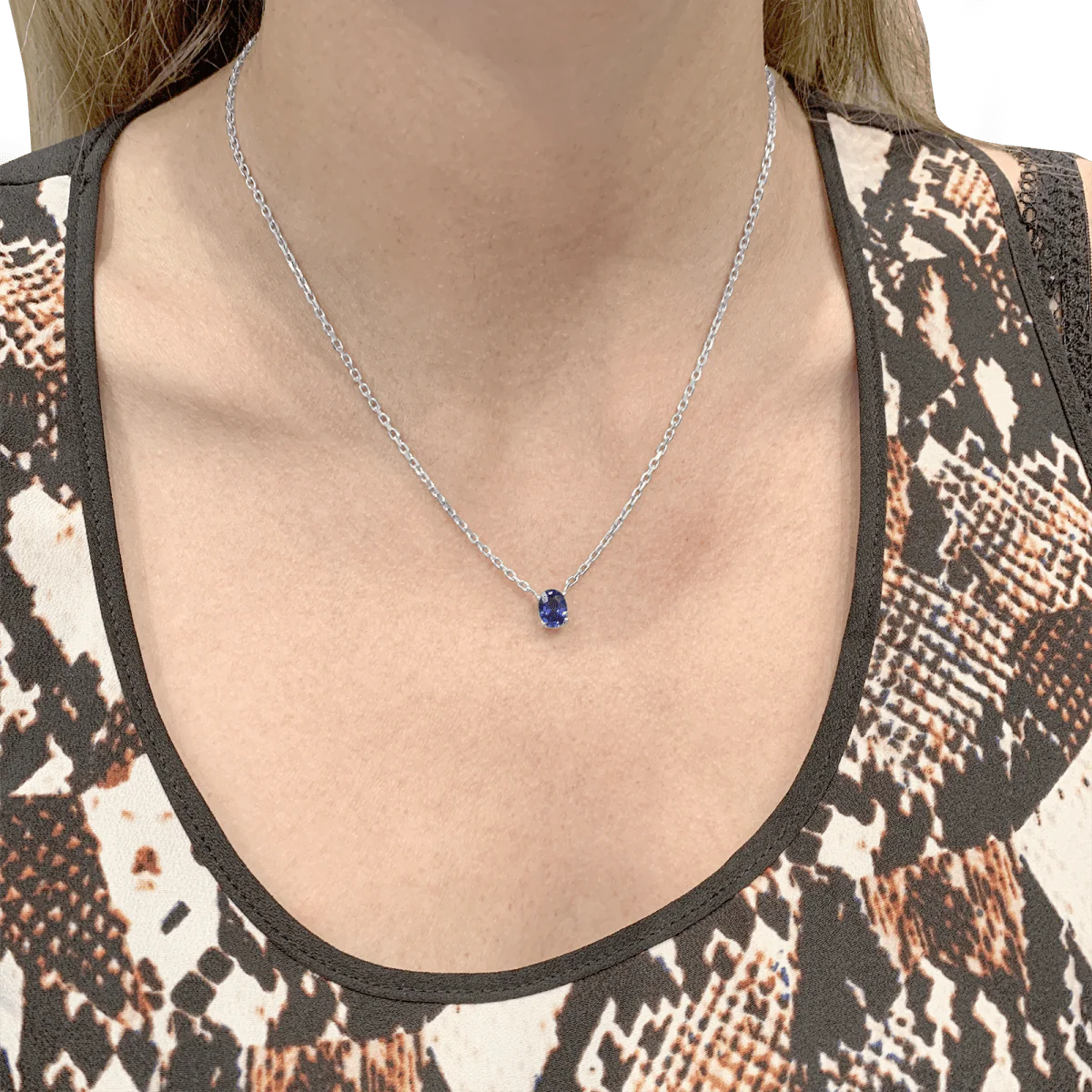 Collier Chaîne en or blanc et saphir - Image 2