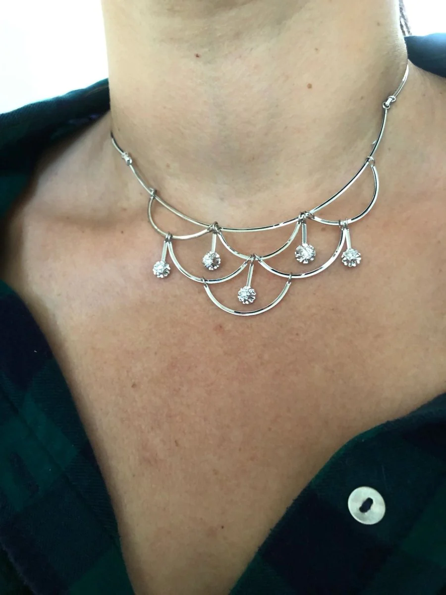Collier or gris draperie en diamant - Image 3