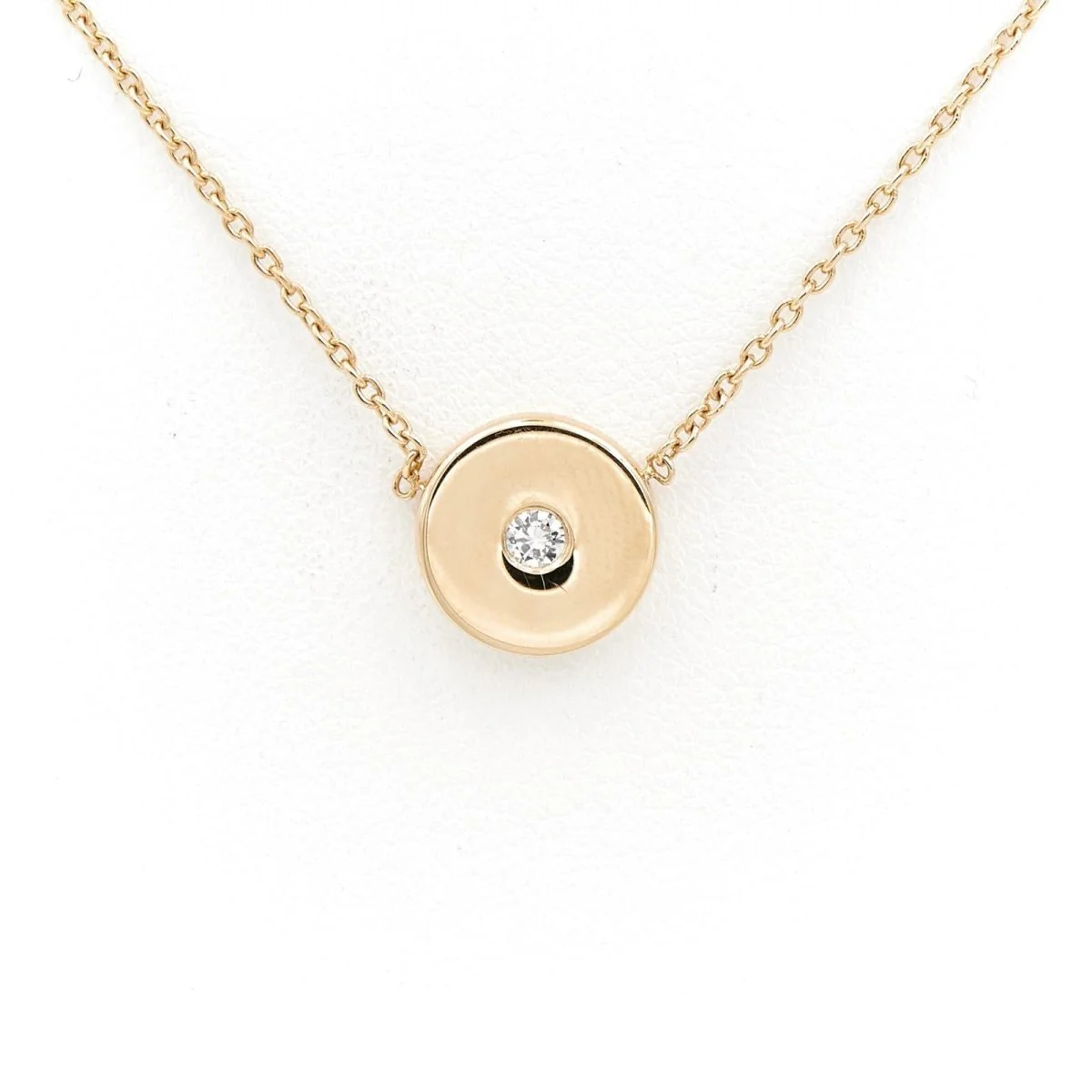 Collier Pendentif rond en or jaune et diamant