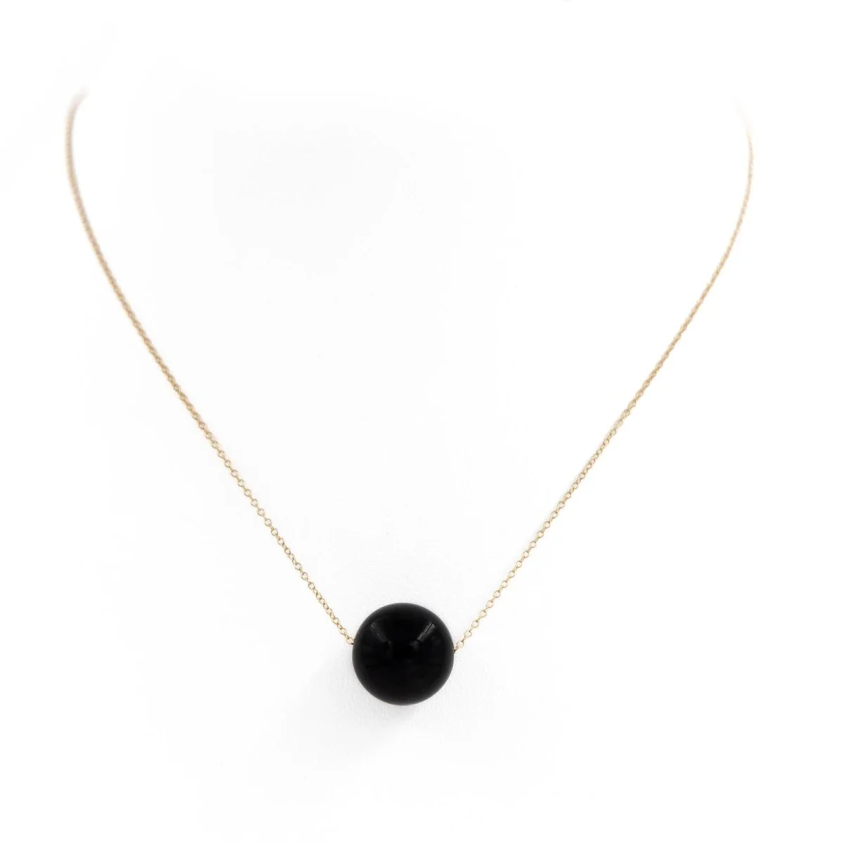 Collier pendentif en or jaune tourmaline noire