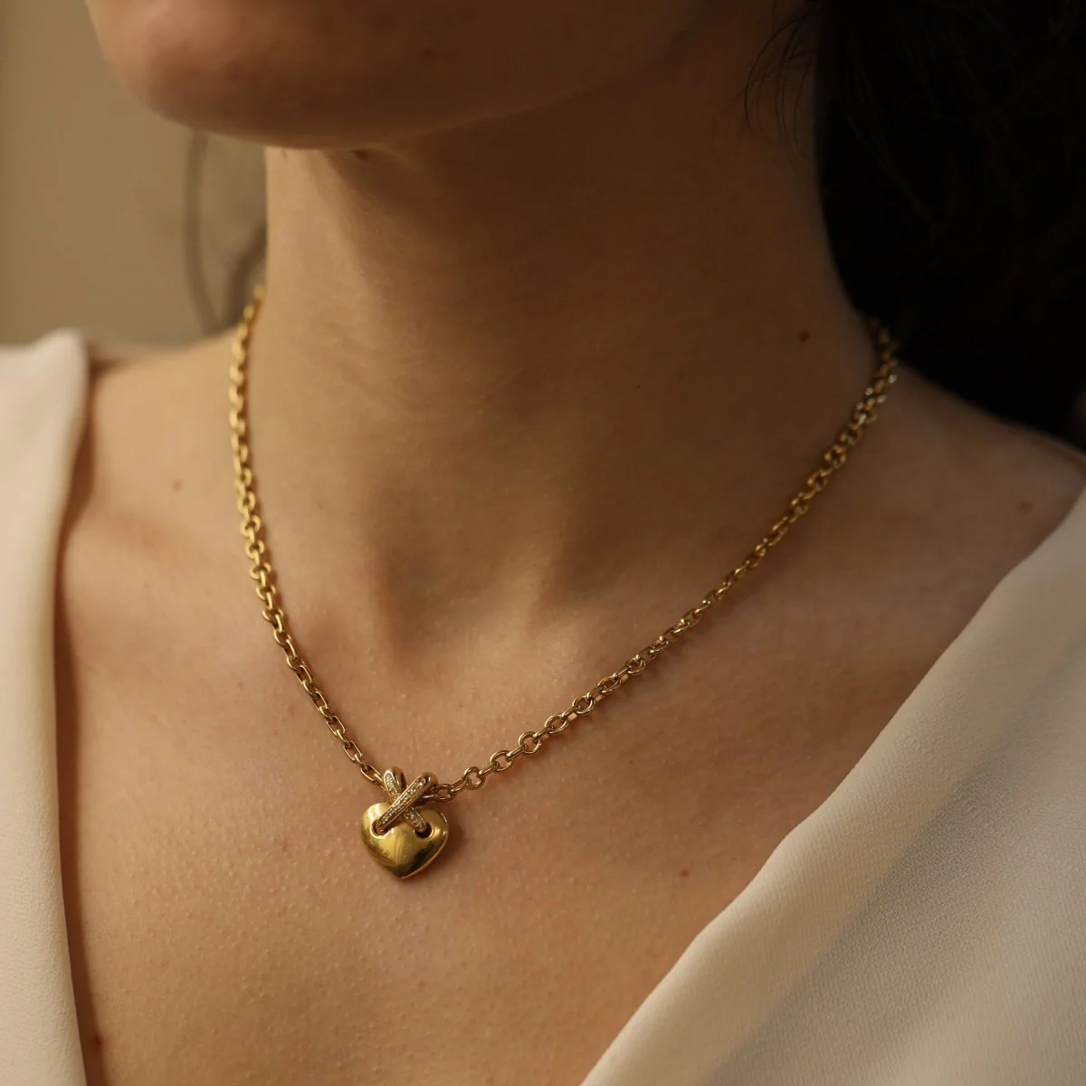Collier Pendentif CHAUMET "Lien" en or jaune et diamants - Image 2