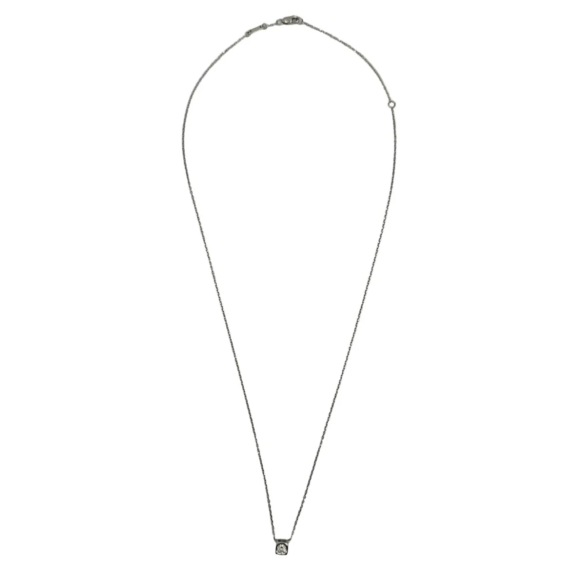 Collier Pendentif DINH VAN "Le Cube" en or blanc et diamant