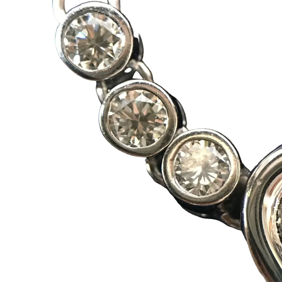 Collier Pendentif en or blanc et diamants - Image 3