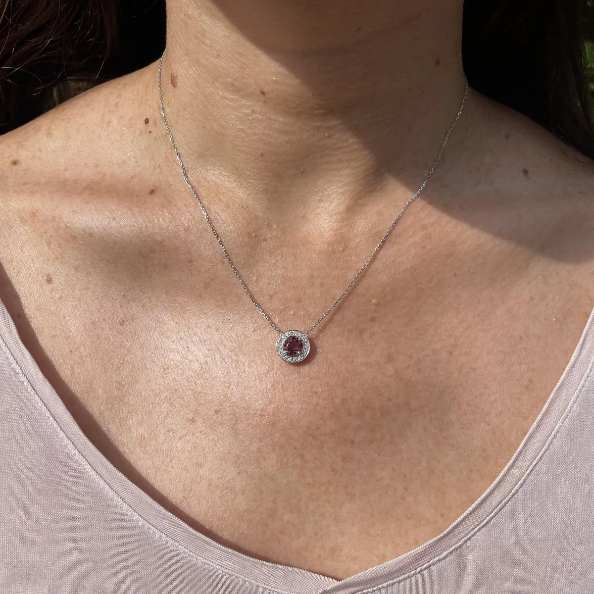 Collier Pendentif en or blanc, tourmaline rose et diamants - Image 2