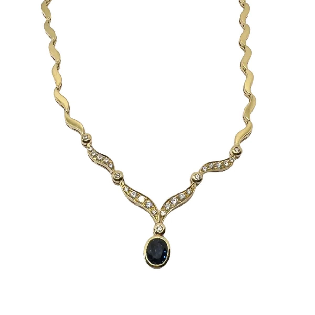 Collier Pendentif en or jaune, saphir et diamants