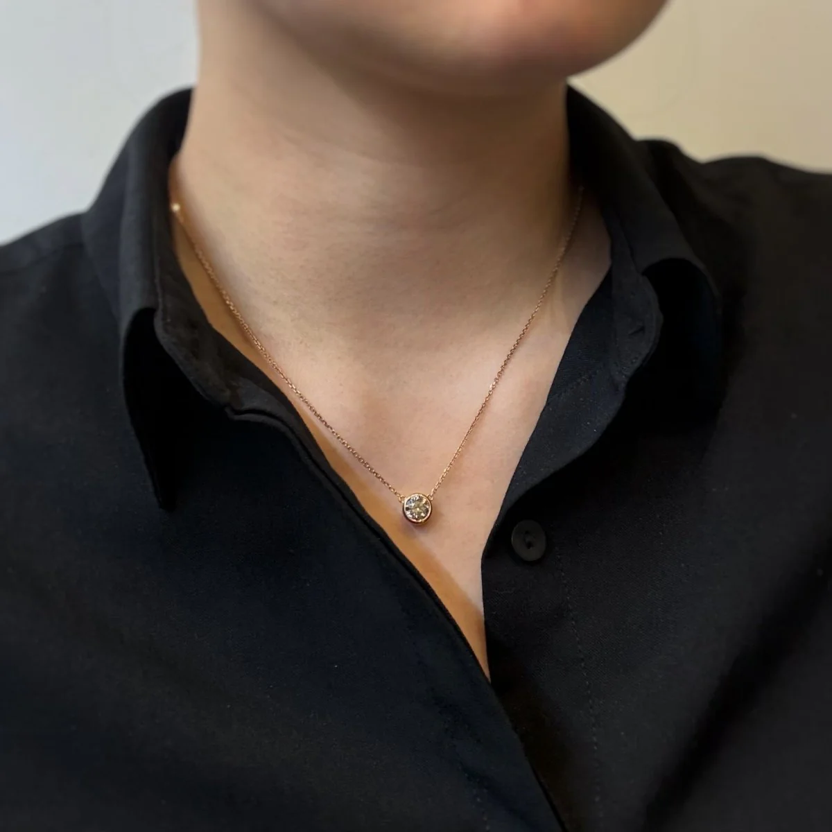 Collier Pendentif en or rose et diamant - Image 2