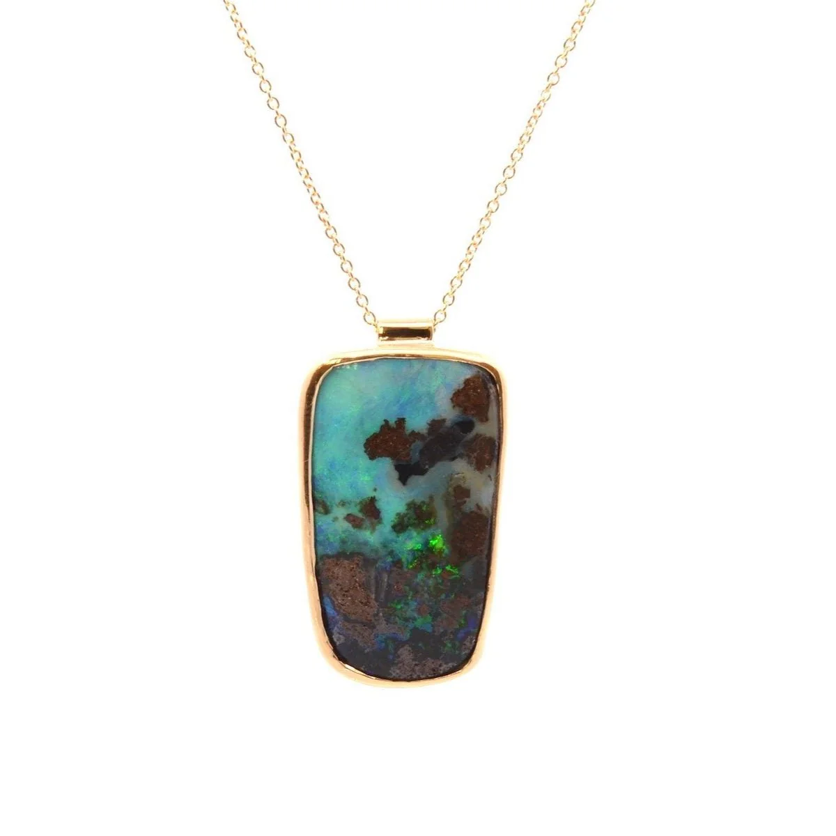 Collier Pendentif en or jaune et opale