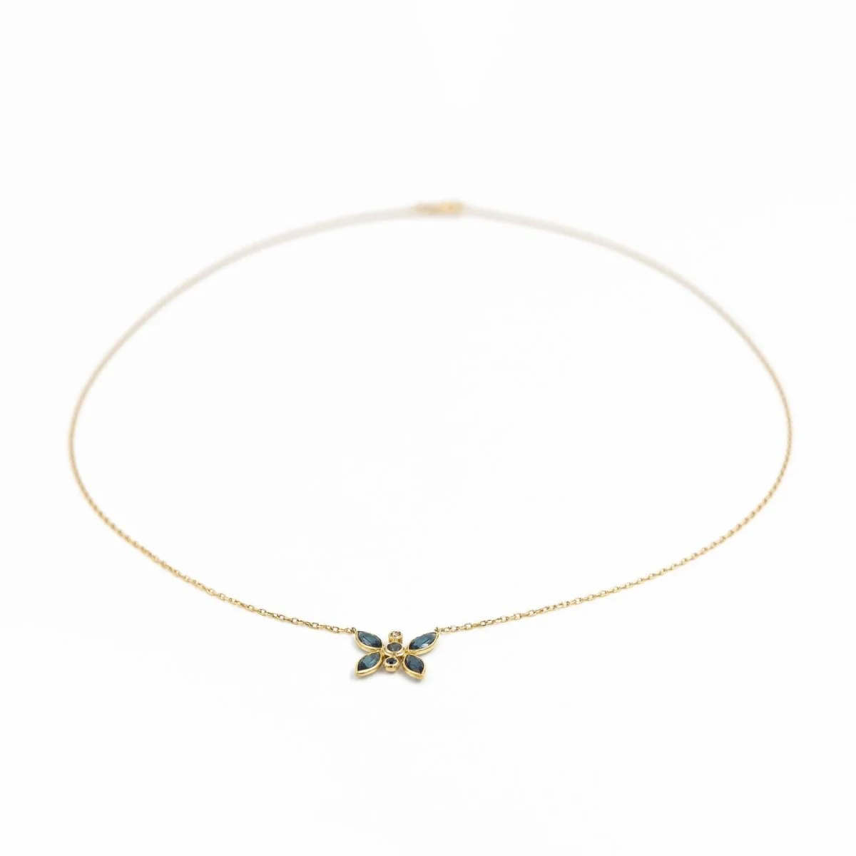 Collier Pendentif en or jaune, saphirs et diamant - Image 6