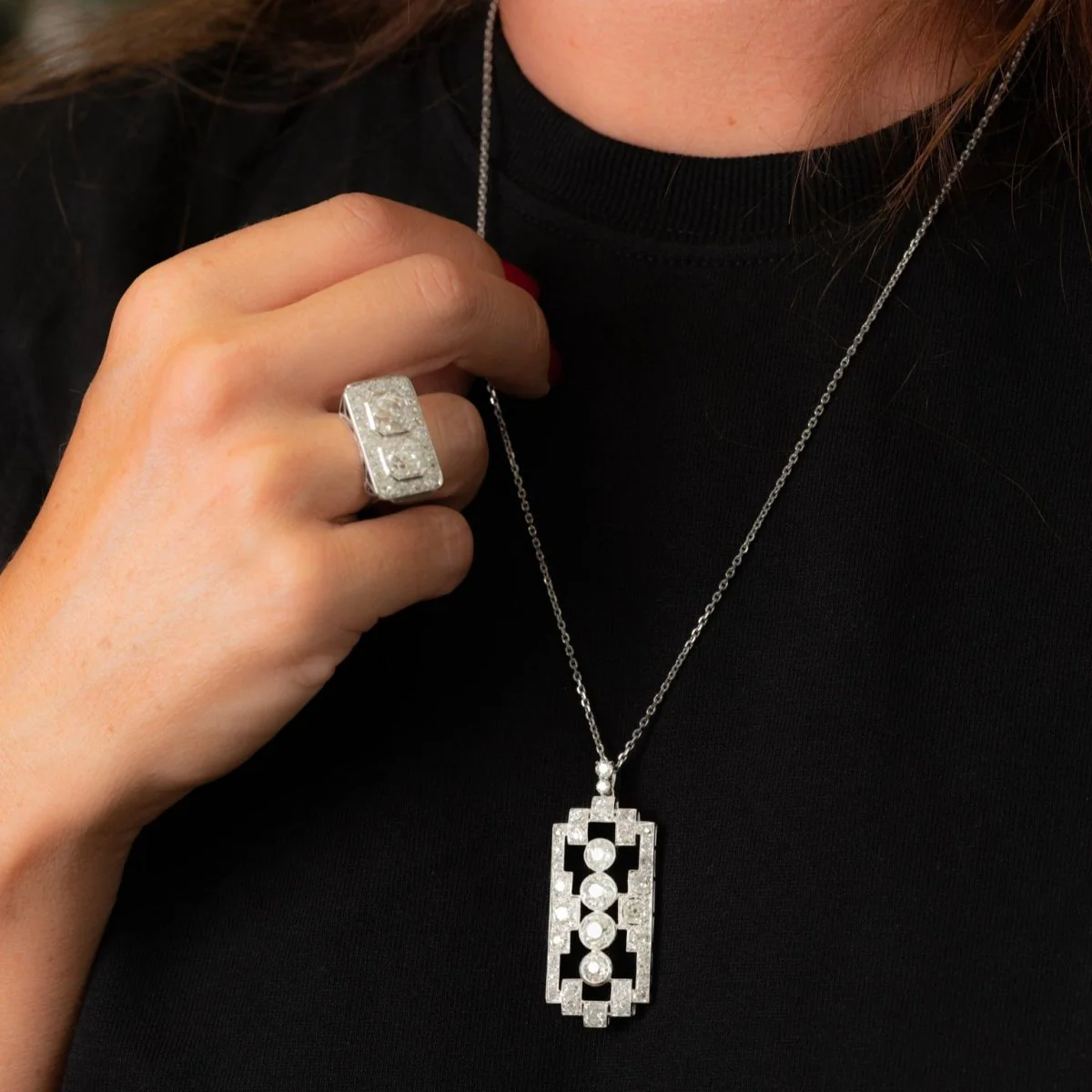 Collier Pendentif Plaque en or blanc, platine et diamants - Image 2
