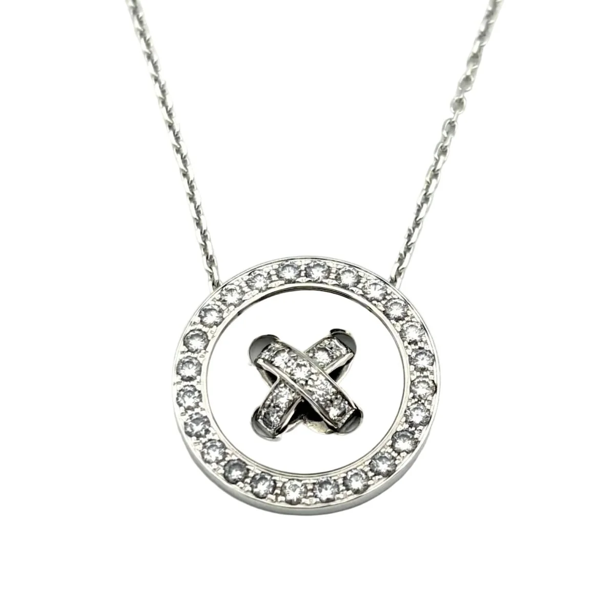 Collier Pendentif VAN CLEEF & ARPELS "Boutonnière" en or blanc et diamants