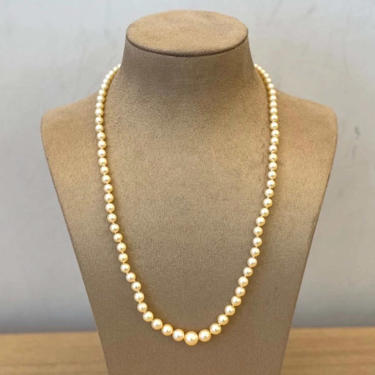 Collier Perle en or jaune et perles - Image 2