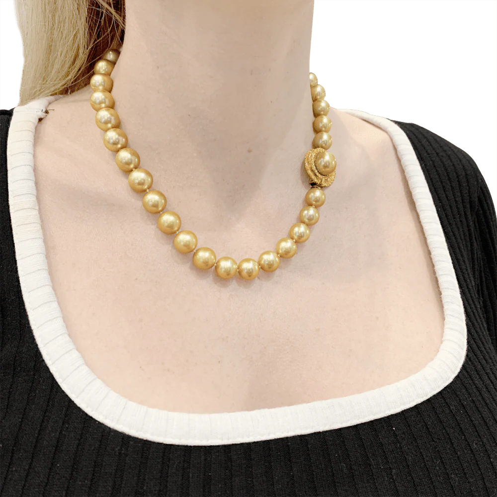 Collier Perles en or jaune, saphirs et diamants - Image 2