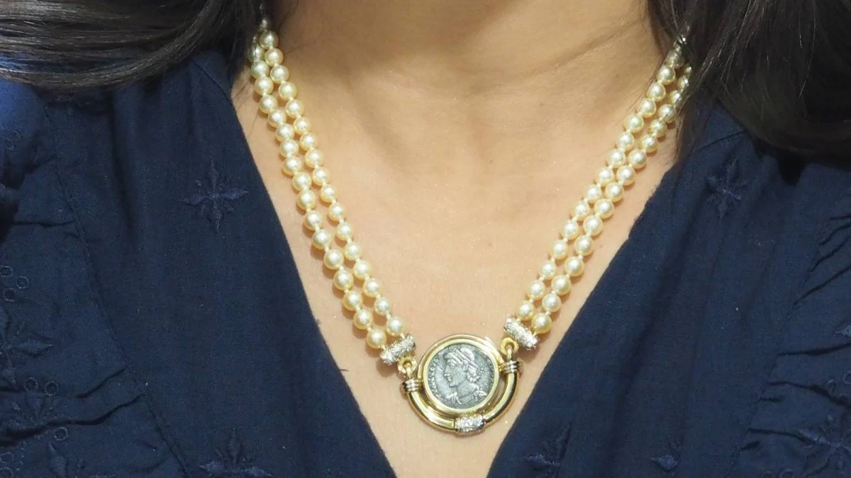 Collier pièce de constance II, perle de culture et diamants en or jaune - Image 7