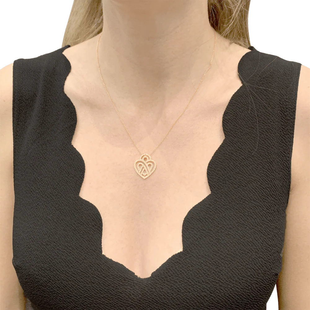 Collier Pendentif POIRAY "Coeur Entrelacé" en or rose et diamants - Image 2