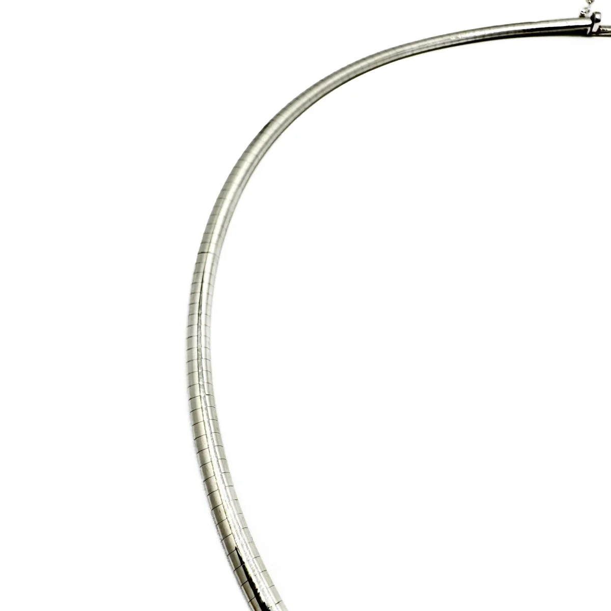 Collier maille oméga en null - Image 4