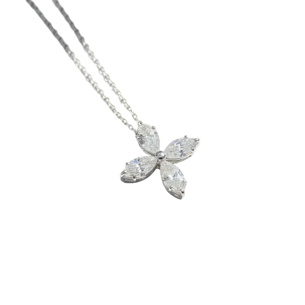 Collier Pendentif en or blanc et diamants - Image 4