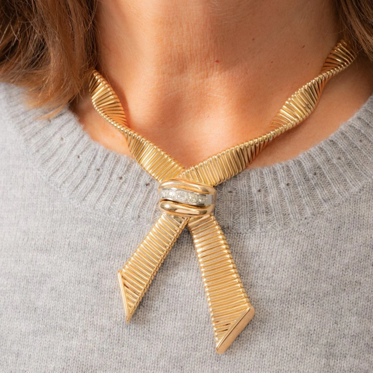 Collier Tubogas négligé en or jaune et diamants - Image 2