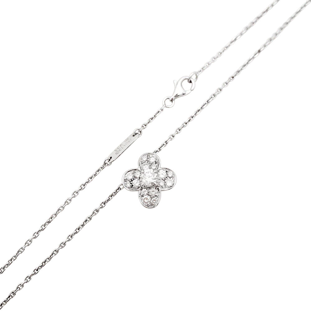 Collier Pendentif VAN CLEEF & ARPELS "Trèfle" en or blanc et diamants - Image 6