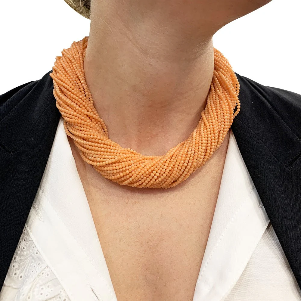 Collier VAN CLEEF & ARPELS en or jaune et corail - Image 10