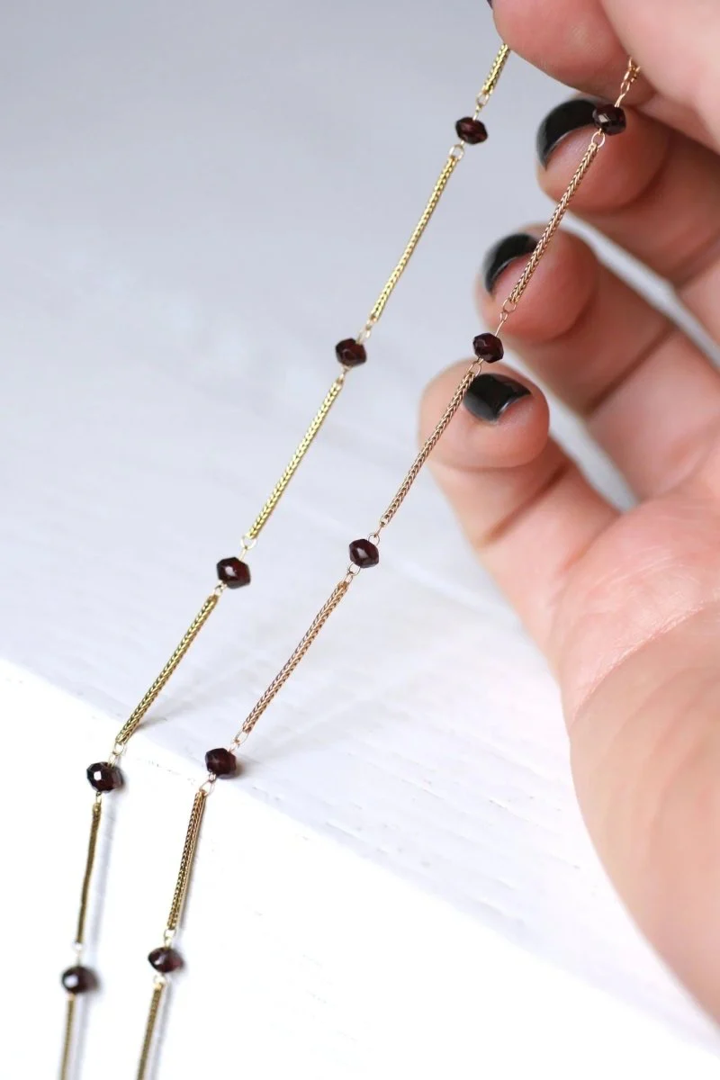 Collier vintage or et perles de grenat
