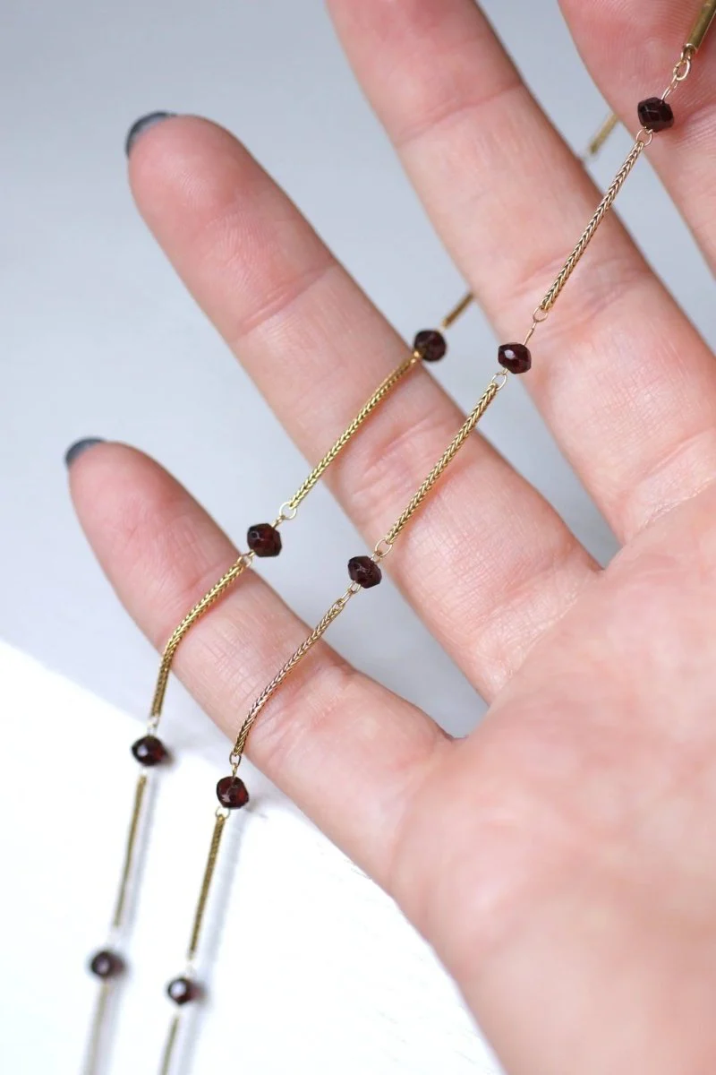 Collier vintage or et perles de grenat - Image 5