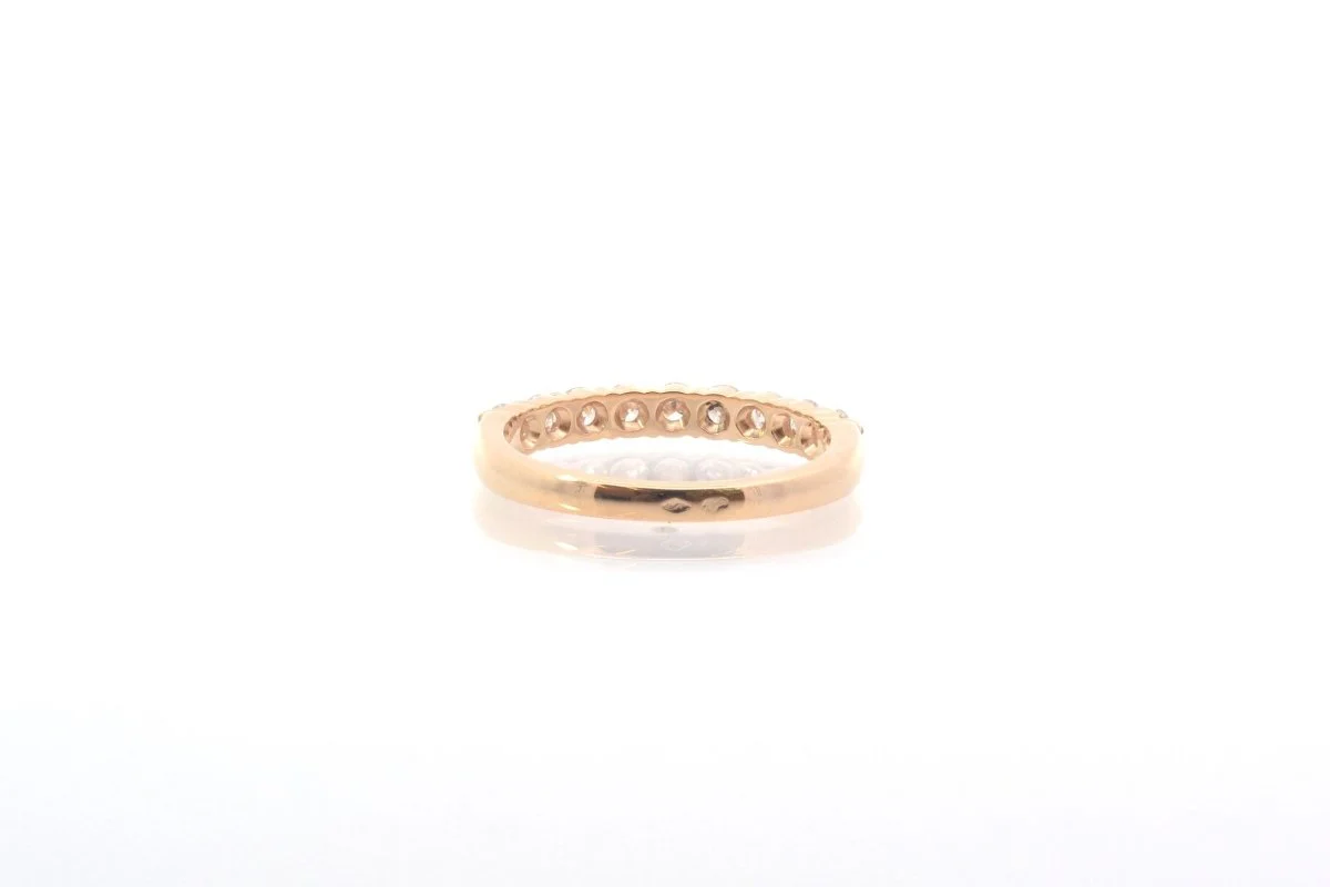Bague alliance en or jaune et diamants - Image 5